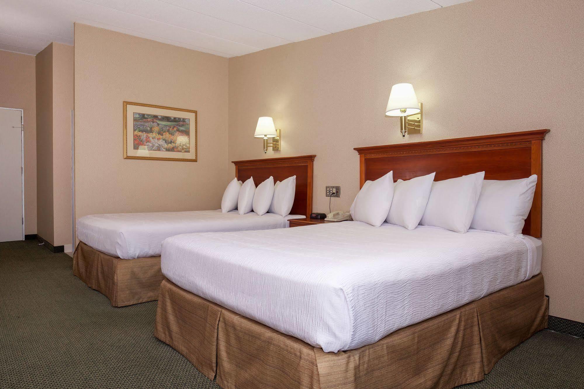 White River Inn & Suites White River Junction Esterno foto