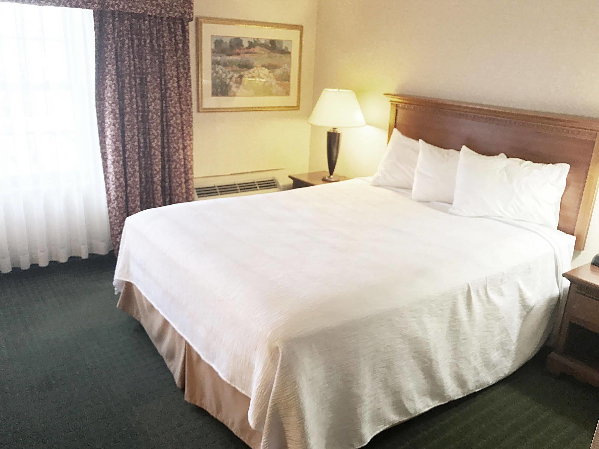 White River Inn & Suites White River Junction Esterno foto